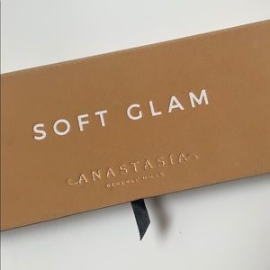 ABH Soft Glam
